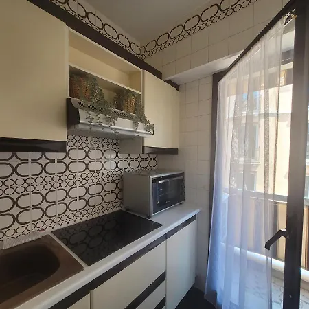 Le Lindos T2 Proche Plages Appartement