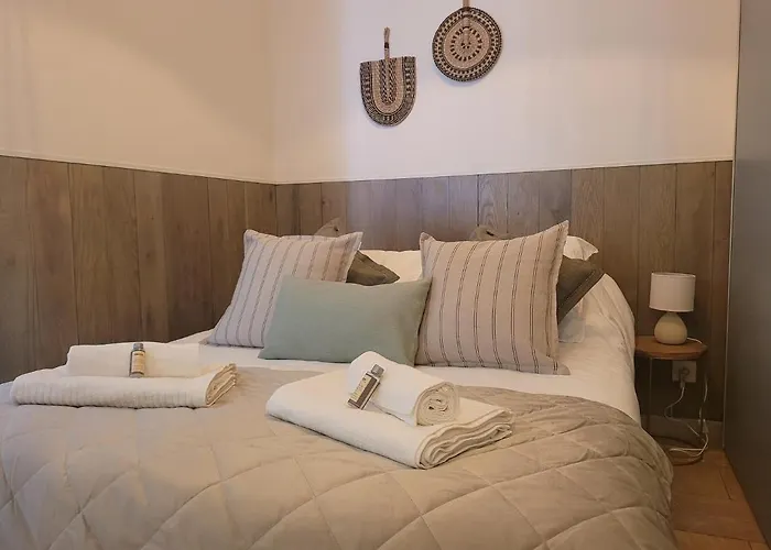 Le Lindos T2 Proche Plages