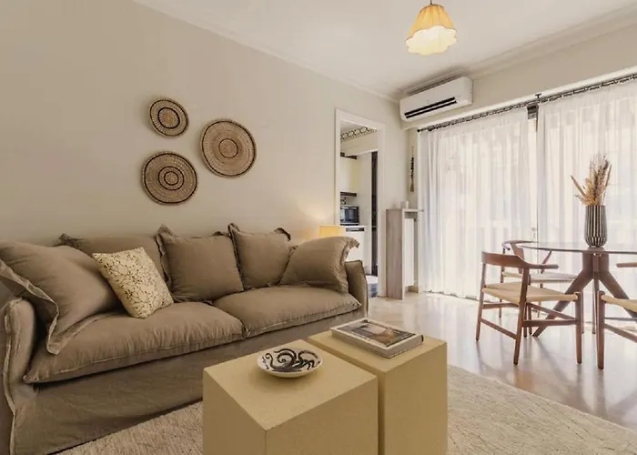 Le Lindos T2 Proche Plages