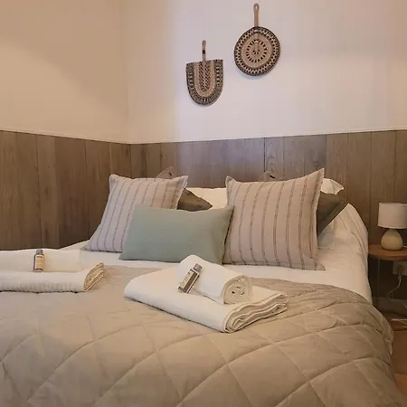 Le Lindos T2 Proche Plages